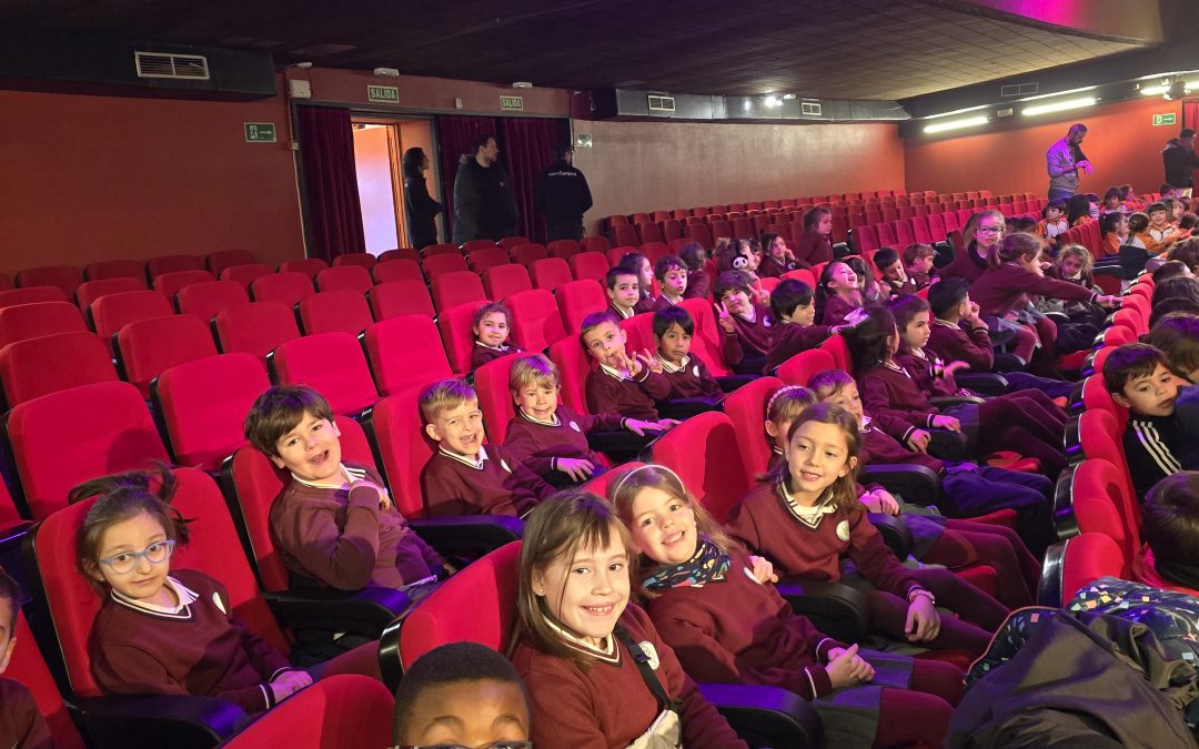 Salida al teatro “La Magia de Disney”1º Primaria